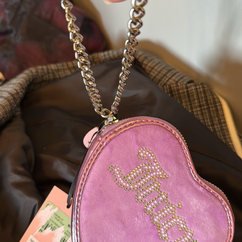 Juicy Couture Pink Heart Pouch purse - Picture 4 of 5